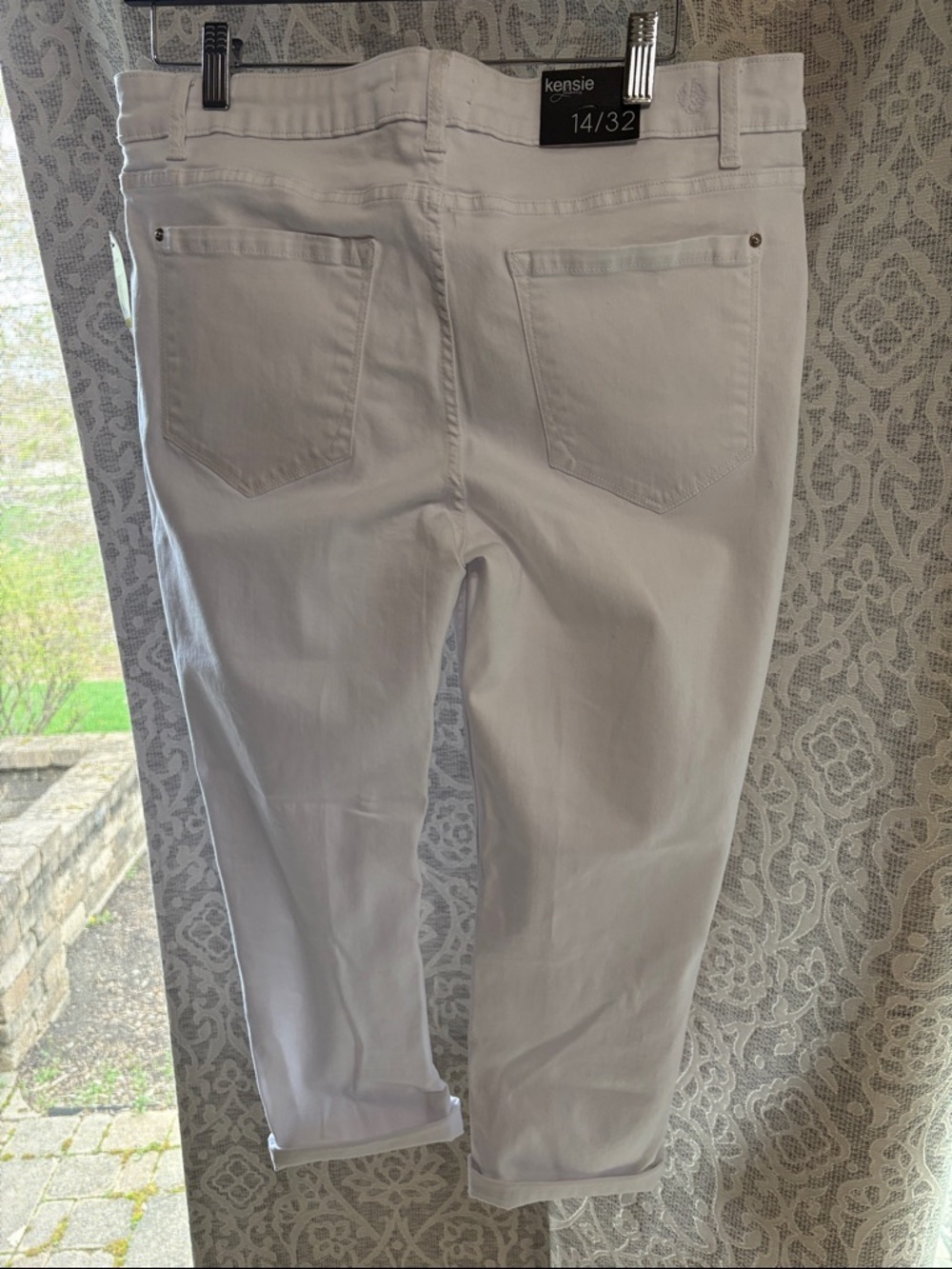 Kensie Women’s White Boyfriend Jeans - Picture 2 of 5